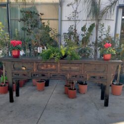 APARADOR ORIENTAL ANTIGUO