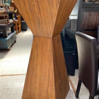 Jarrón Geométrico Haitiano 7 1A138F1E DE2F 4C07 8CB0 09CCCA8055C7