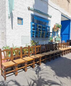 Salonnd cattail chairs Sillas madera y enea
