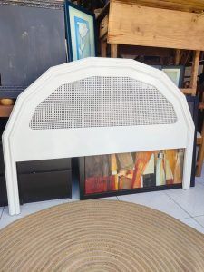 Vintage Chippendale headboard – photo 2