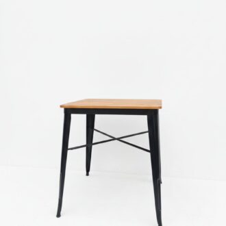 Mesa de Metal y Madera