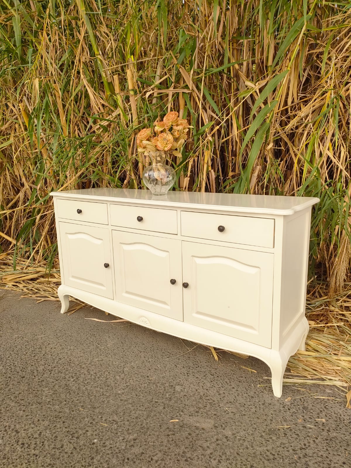 APARADOR CLASICO CREMA 3 APARADOR CLASICO CREMA - Imagen 3