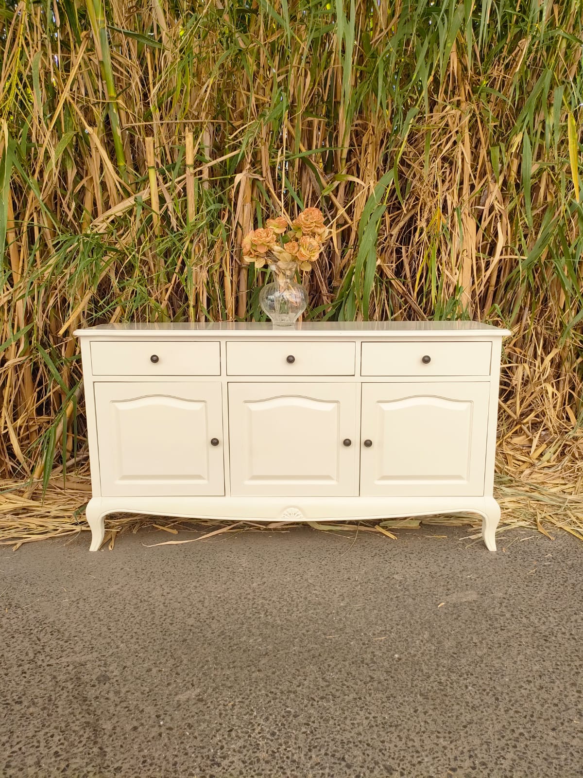 APARADOR CLASICO CREMA 1 APARADOR CLASICO CREMA