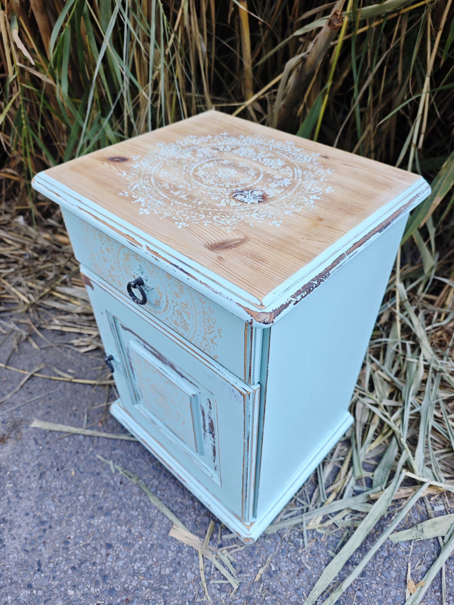 Mesita auxiliar Mandala azul 2 Mesita auxiliar Mandala azul - Imagen 2