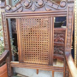 sillón de rejilla tallado 4 363229964 23869676339346731 2327623708323500154 n