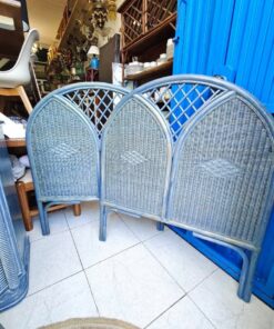 Cabeceros de bambú natural, 100 × 116 cm.