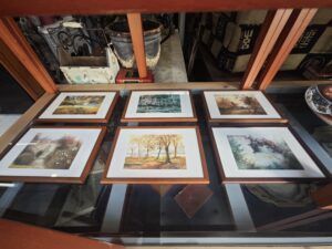 WOODEN PICTURES SET