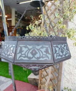 Lámpara colgante marroquí en metal calado y cristal
