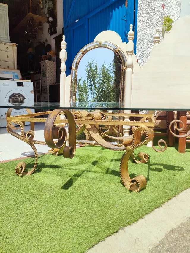 mesa de hierro dorado 2 mesa de hierro dorado - Imagen 2