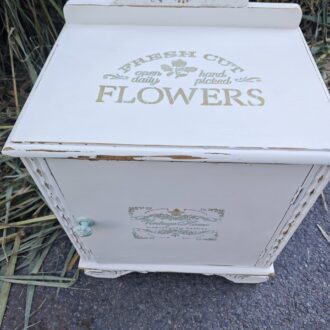 White vintage table «Flowers» – photo 2