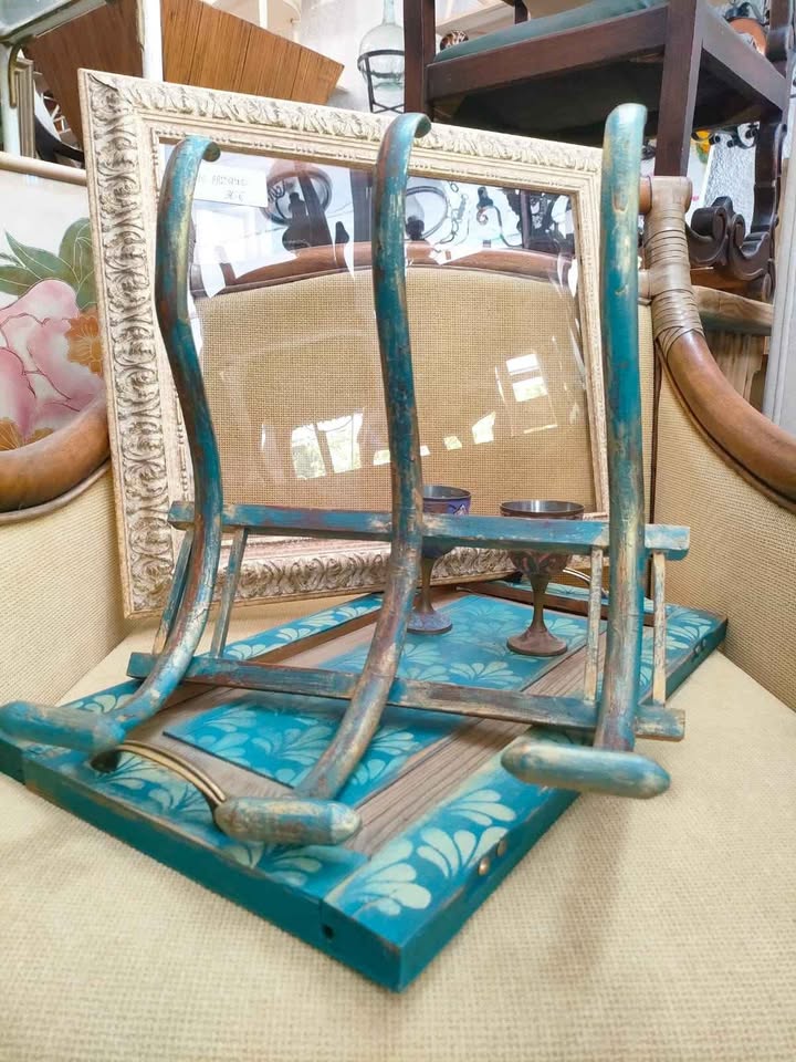 Perchero compacto Thonet 1 Perchero compacto estilo Thonet madera curvada