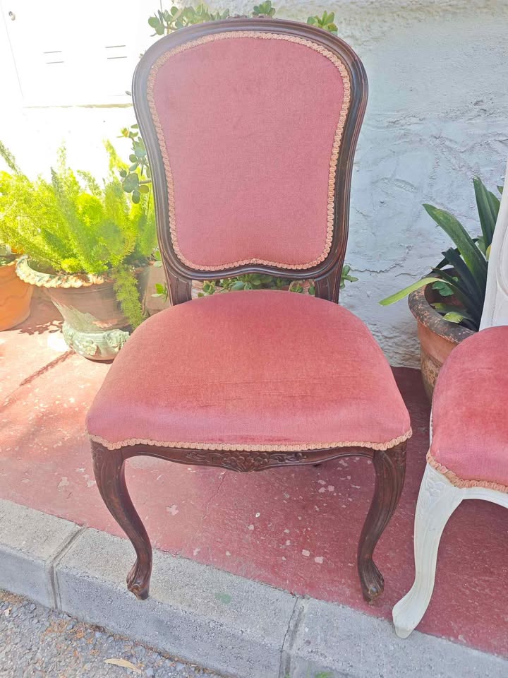 sillas vintage isabelinas 3 sillas vintage isabelinas - Imagen 3