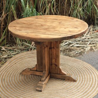 mesa redonda de pino viejo rustico