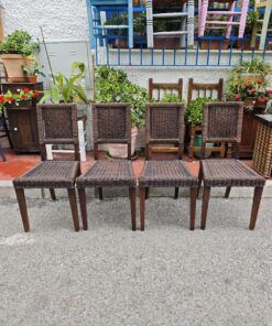 sillas de ratán y madera 5 sillas madera trenzadas, conjunto de 4 sillas artesanales, sillas con respaldo de fibras, sillas estilo rústico, sillas vintage madera, sillas comedor natural, sillas con asiento trenzado, sillas madera maciza, sillas decorativas ecológicas, sillas para terraza cubierta, sillas estilo mediterráneo, sillas con encanto artesanal, sillas para espacios con personalidad