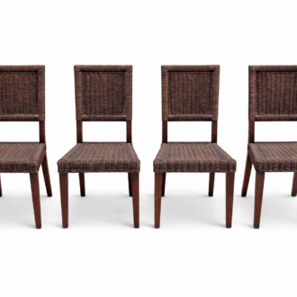 Sillas de ratán y madera