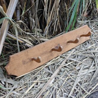 Perchero antiguo de madera lavada 7 1000448668 scaled