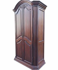 Armario de pino estilo vintage