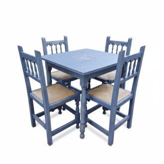 Mesa y sillas gris decapado