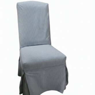 Silla tapizada con funda