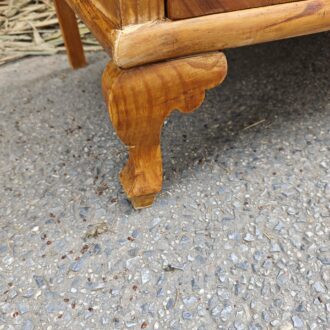 Cómoda vintage de estilo francés 13 1000453807 scaled