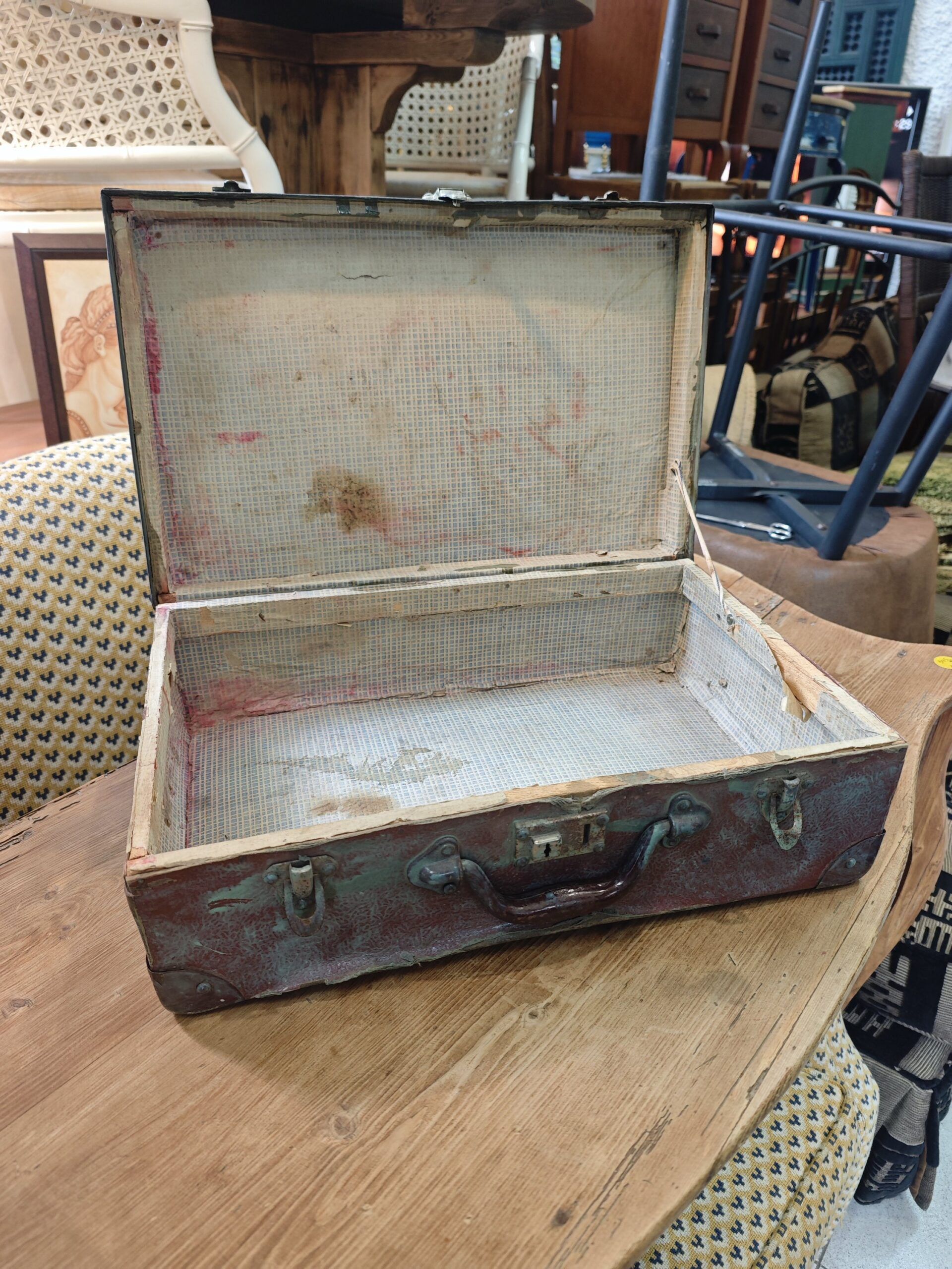 Maleta Antigua de Viaje 5 Maleta Antigua de Viaje - Imagen 5