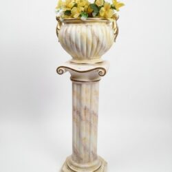 Inicio 22 Jarrón y pedestal cerámica