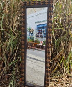 Espejo de ratán natural 180cm 5 Espejo de ratán natural, 180×60 cm. Diseño artesanal de gran formato, ideal para interiores con estilo cálido y orgánico.