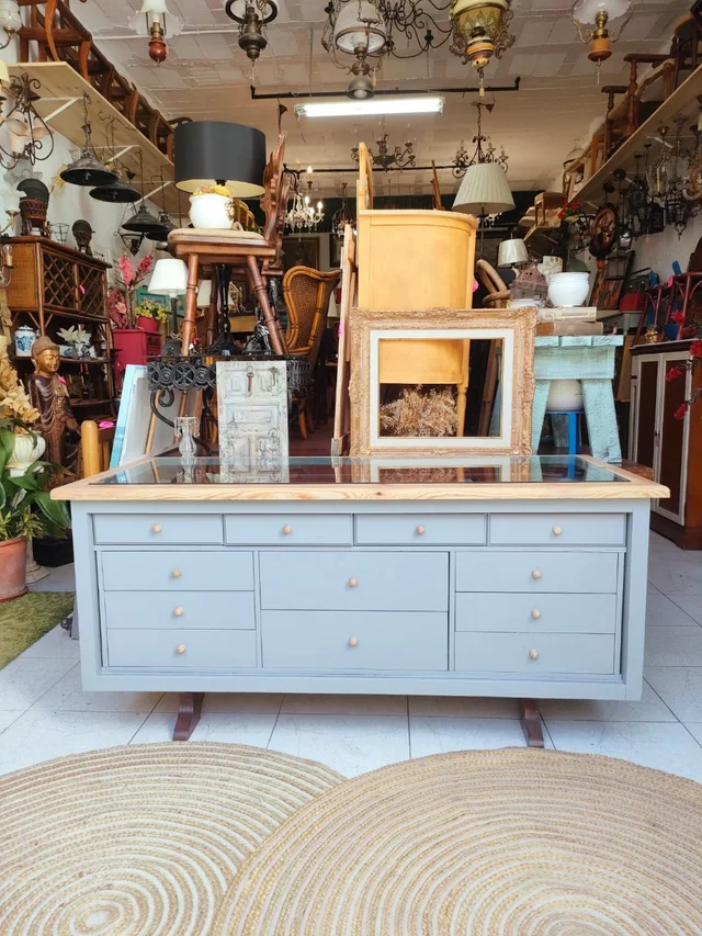 Mueble isla expositor 1 Mueble isla expositor de madera