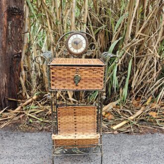Wrought iron and natural rattan table – photo 2