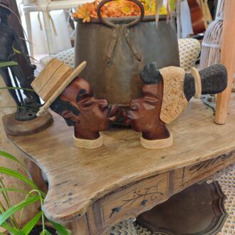 Pareja de Bustos Cubanos en Madera Tallada 11 1000481711