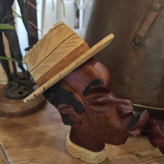 Pareja de Bustos Cubanos en Madera Tallada 10 1000481712