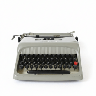 Novedades 19 Máquina de Escribir Vintage Olivetti Studio 44 - Original Años 50