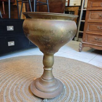 Copa antigua de latón con pedestal 7 1000486711