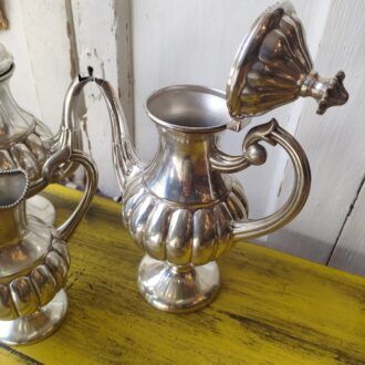 Juego de Café y Té Plateado Vintage – Estilo Neoclásico con Diseño Estriado 8 1000471141