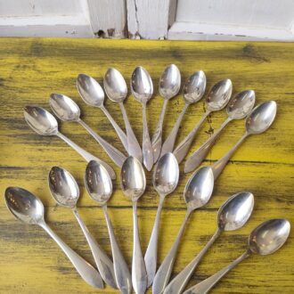 Set 18 Cucharas de Postre en Plata Alemana (Alpaca 18%) – Diseño Liso Atemporal 7 1000471227