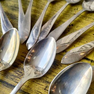 Set 18 Cucharas de Postre en Plata Alemana (Alpaca 18%) – Diseño Liso Atemporal 5 1000471228