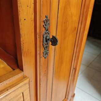 Mueble Aparador de Madera Estilo Rústico con Vitrina y Cajones 18 1000498398