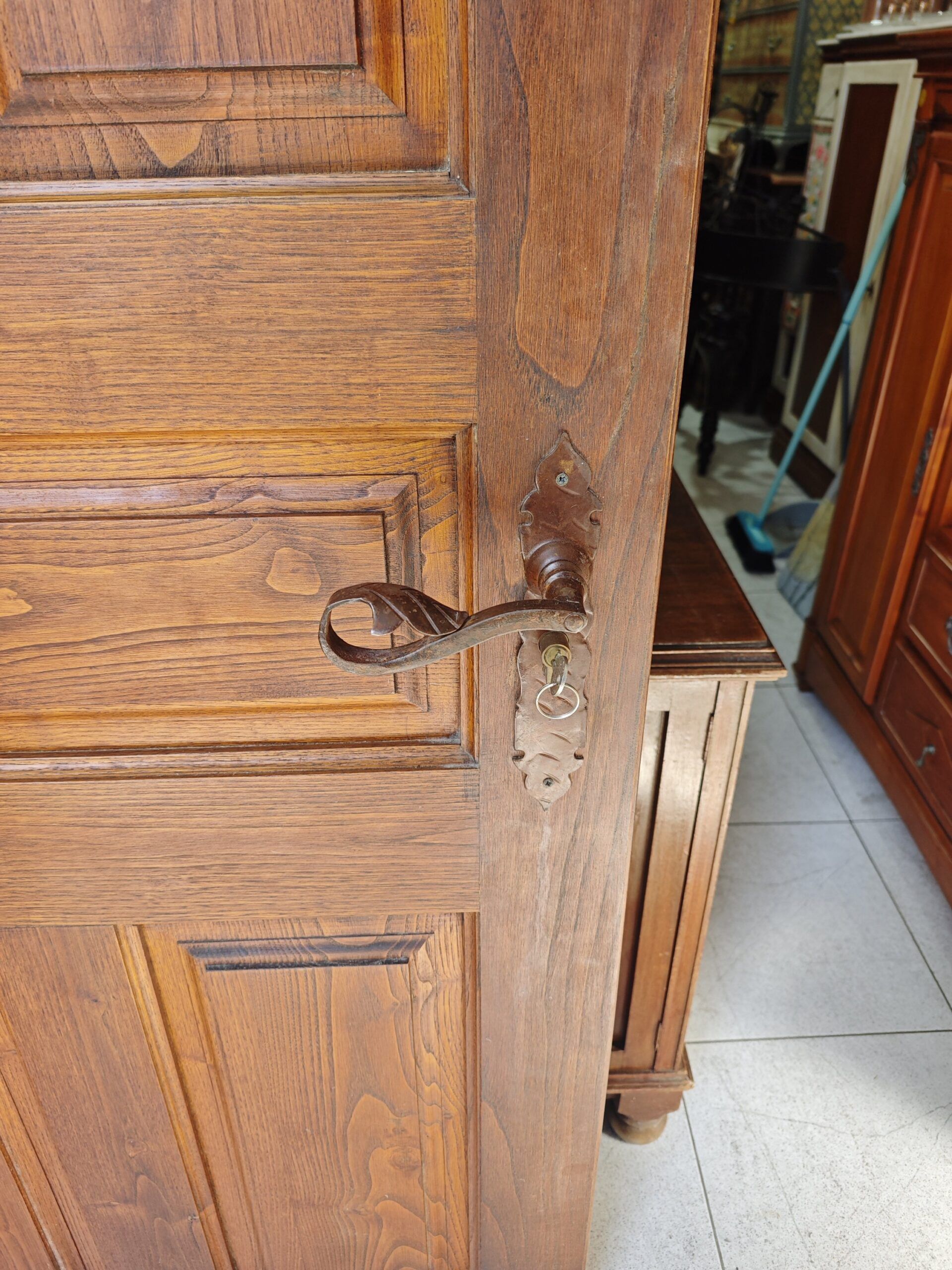 Puerta de Madera Maciza de Castaño 4 Puerta de Madera Maciza de Castaño - Imagen 4