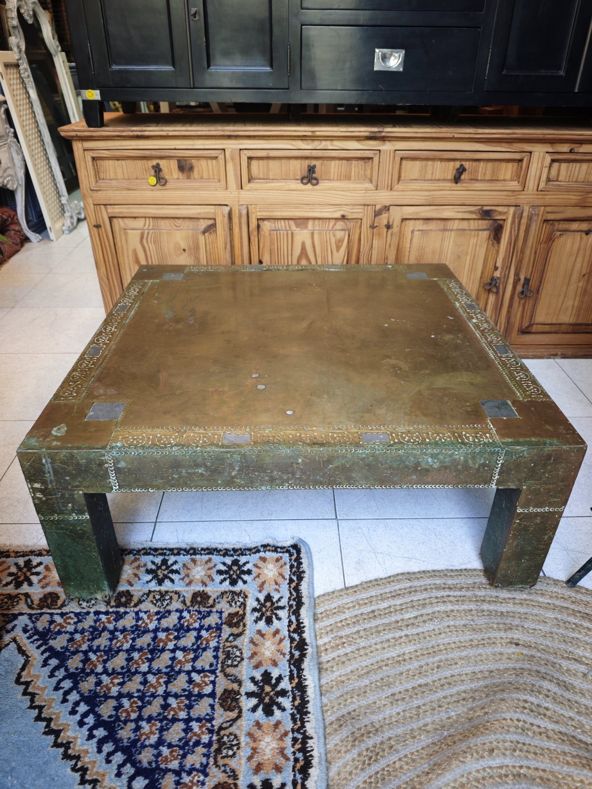 Mesa de Centro Rodolfo Dubarry Años 70 - Latón Firmada 2 Mesa de Centro Rodolfo Dubarry Años 70 - Latón Firmada - Imagen 2