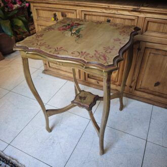 Mesita Auxiliar Vintage Pintada a Mano 10 1000506888 1
