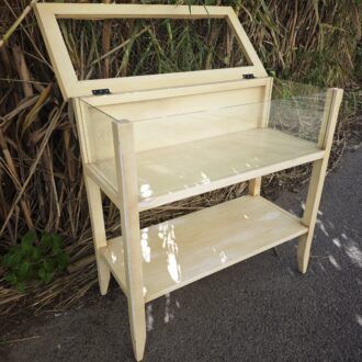 Vitrina Mostrador Rústica con Malla de Gallinero y Acabado Decapé 10 1000507381