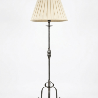 Lámpara de Pie Vintage en Hierro Forjado con Tulipa Plisada