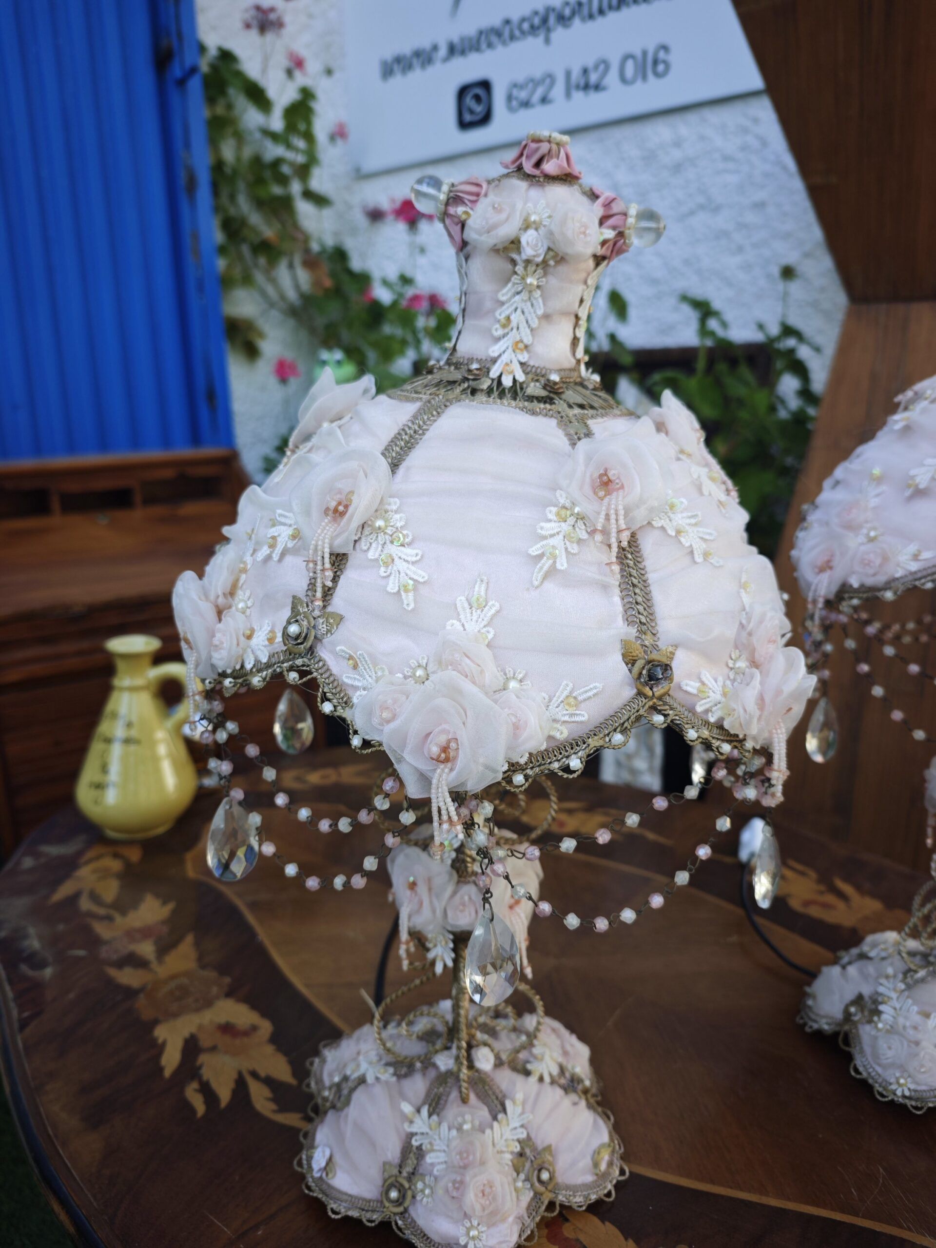 Pareja de Lámparas Vintage Estilo Shabby Chic con Cristales y Rosas 6 Pareja de Lámparas Vintage Estilo Shabby Chic con Cristales y Rosas - Imagen 6