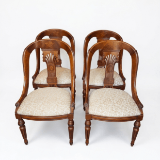 Sillas con Respaldo de Lira y Marquetería