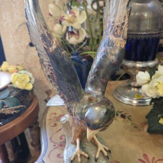 Escultura Águila Imperial de Porcelana NAO by Lladró - Edición Vintage 1977 9 1000509299