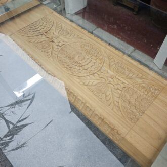 Mesa Comedor de Cristal base de metal talla madera Contemporánea 12 1000510819