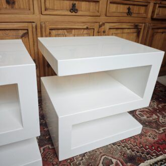 Mesita de Noche Modernas S-Shape Blanca Brillante 10 1000510831