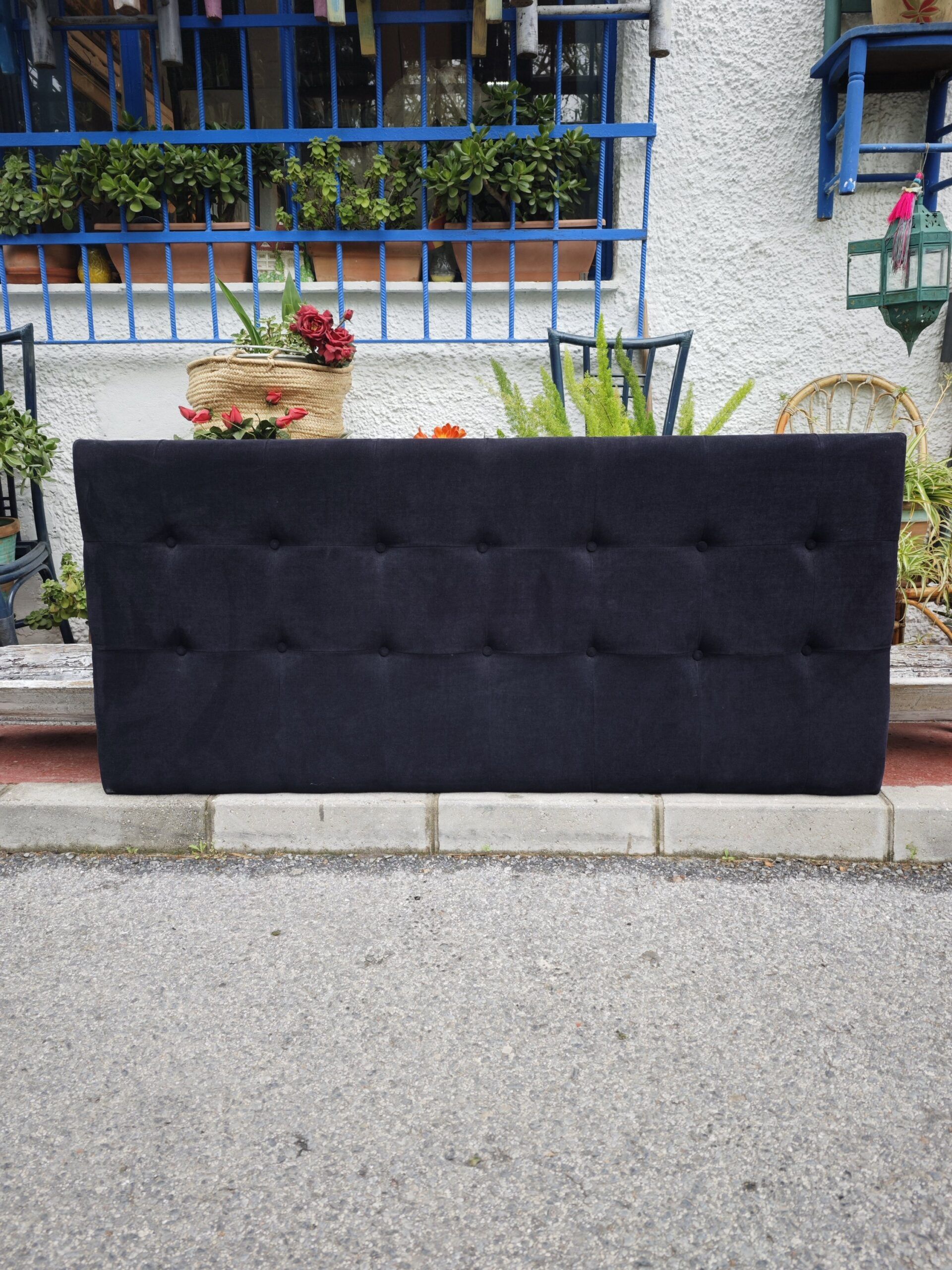 Cabecero Tapizado Capitoné de 180 cm – Elegancia y Confort en Azul Marino 2 Cabecero Tapizado Capitoné de 180 cm – Elegancia y Confort en Azul Marino - Imagen 2