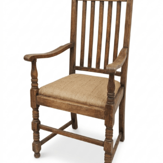 Silla antigua de roble SXX