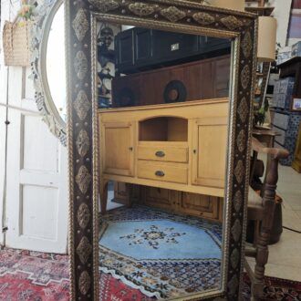 Espejo de Pared en Metal Repujado 10 1000519071